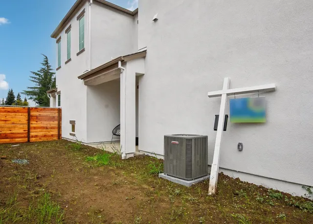 $524,990 | 6451 Jacinto Avenue, Sacramento, CA 95823