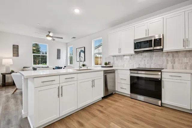 $524,990 | 6451 Jacinto Avenue, Sacramento, CA 95823