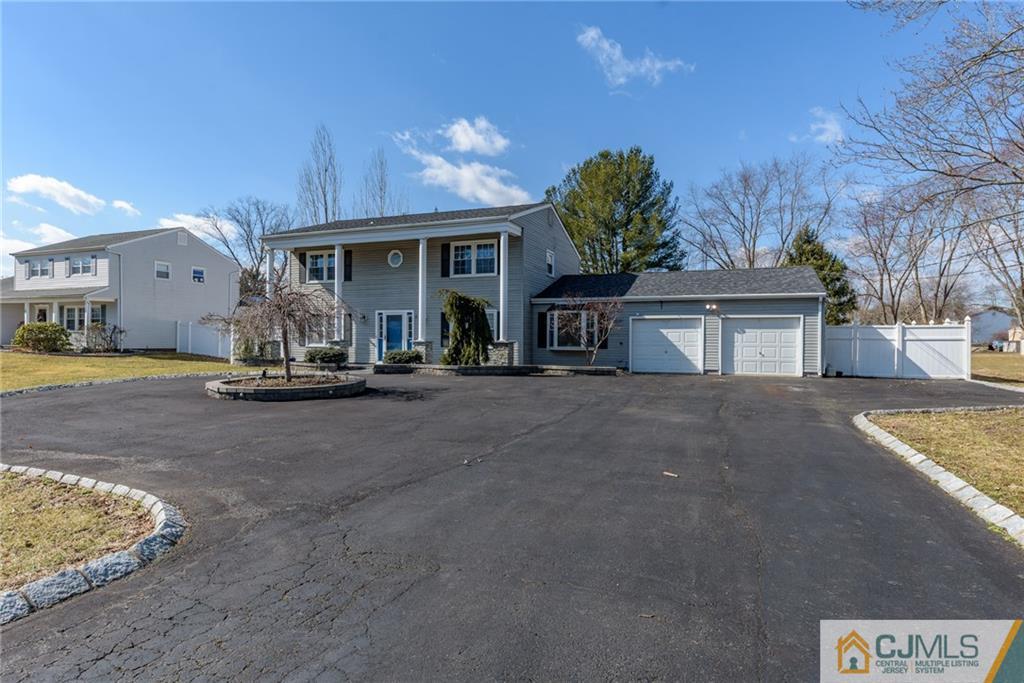 6 Lowell Road Manalapan, NJ 07726 - Photo 2 of 25 Gallery Image 2