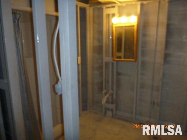 23177 North Arrow Road Cuba, IL 61427 - Photo 14 of 14 Gallery Image 14