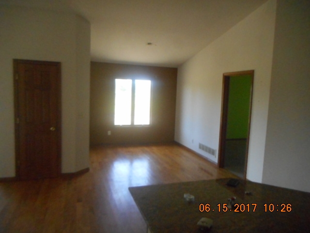23177 North Arrow Road Cuba, IL 61427 - Photo 5 of 14 Gallery Image 5