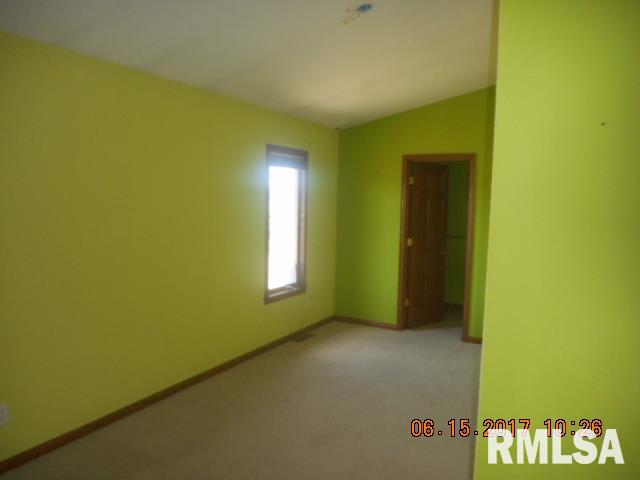 23177 North Arrow Road Cuba, IL 61427 - Photo 7 of 14 Gallery Image 7