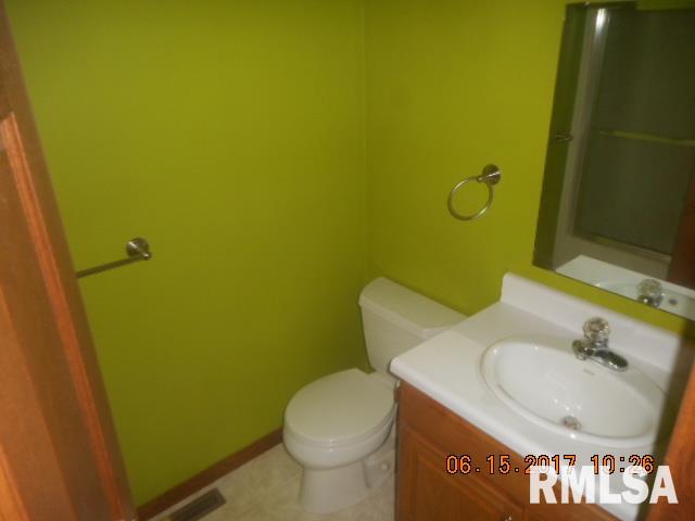 23177 North Arrow Road Cuba, IL 61427 - Photo 8 of 14 Gallery Image 8