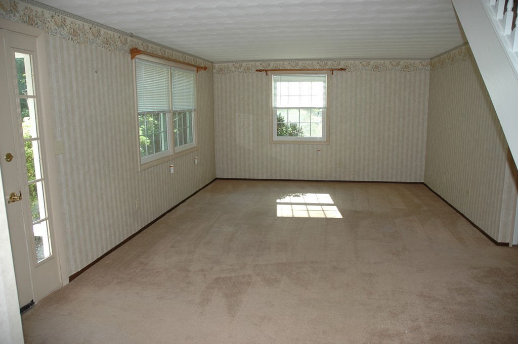 13 Ansie Road Chelmsford, MA 01824 - Photo 8 of 30