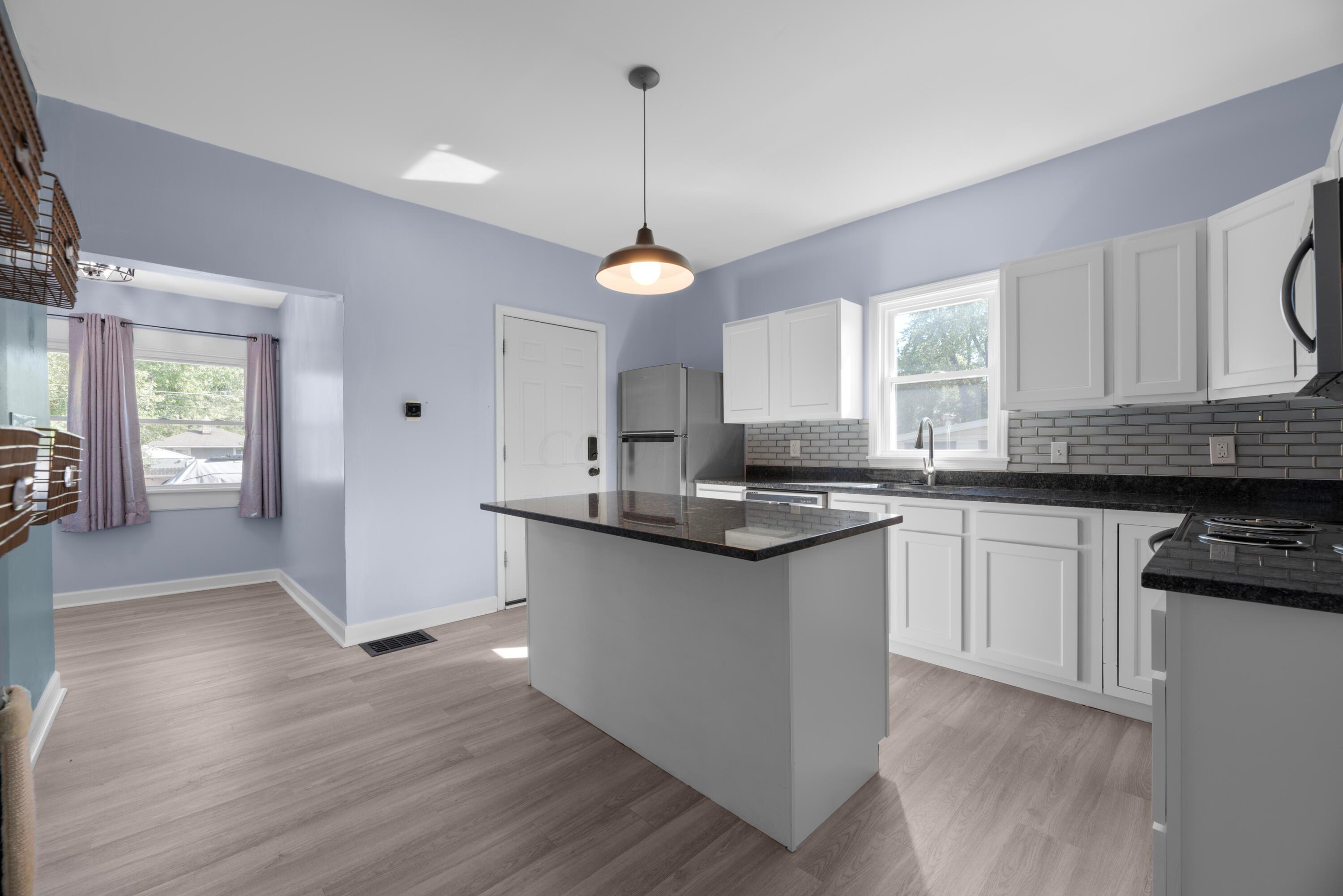 1320 East Weber Road Columbus, OH 43224 - Photo 9 of 42 MAR_1251