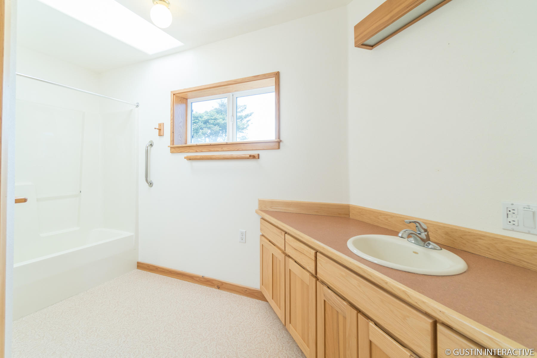 6001 4th Street Northwest Tillamook, OR 97141 - Photo 27 of 33 C-20