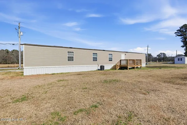 $1,300 | 645 Holly Shelter Road, Unit 20, Jacksonville, NC 28540