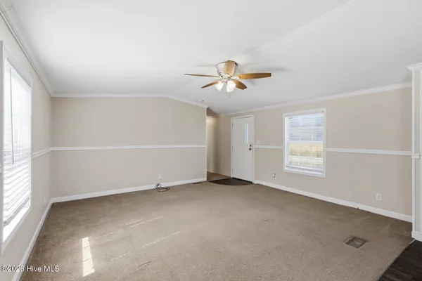 $1,300 | 645 Holly Shelter Road, Unit 20, Jacksonville, NC 28540