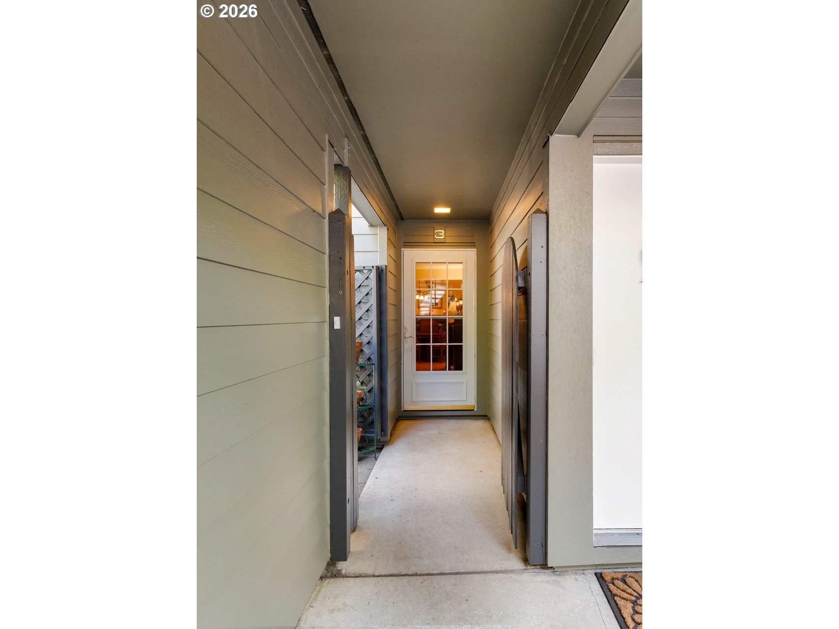 15938 Quarry Road, Unit B3 Lake Oswego, OR 97035 - Photo 7 of 31