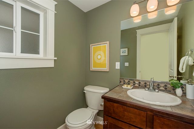 $902,000 | 3630 Francis Avenue North, Unit A, Seattle, WA 98103