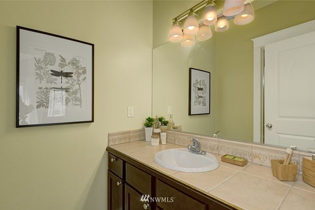 $902,000 | 3630 Francis Avenue North, Unit A, Seattle, WA 98103