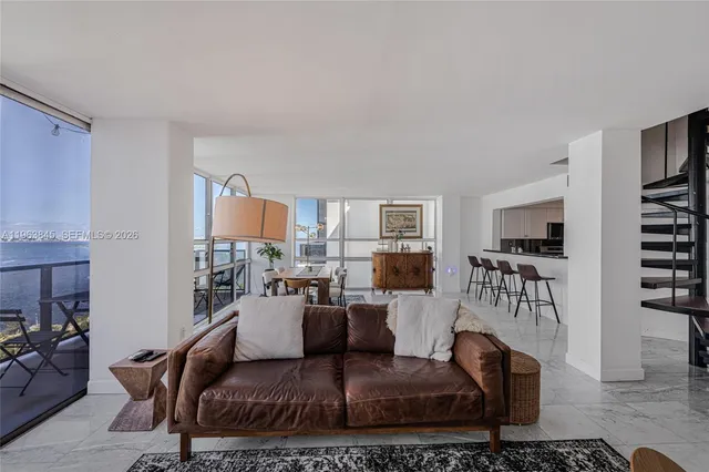 $4,700 | 600 Northeast 36th Street, Unit PH1, Miami, FL 33137