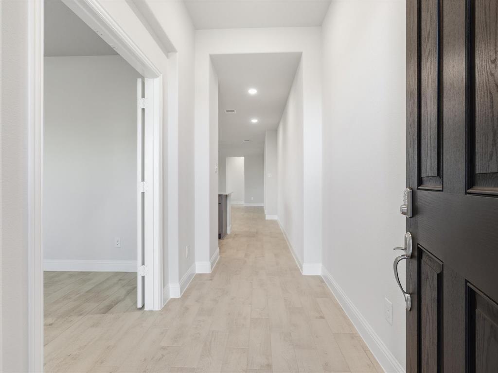 3205 Giovanni Point Princeton, TX 75407 - Photo 3 of 19