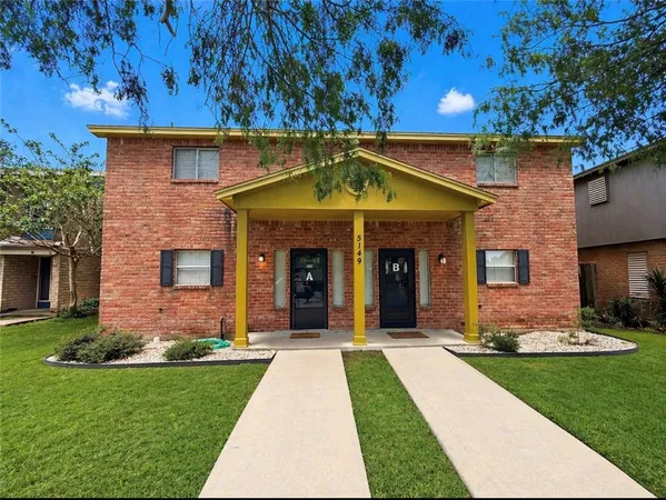 $1,600 | 5149 Middlecoff Circle, Unit A, Corpus Christi, TX 78413