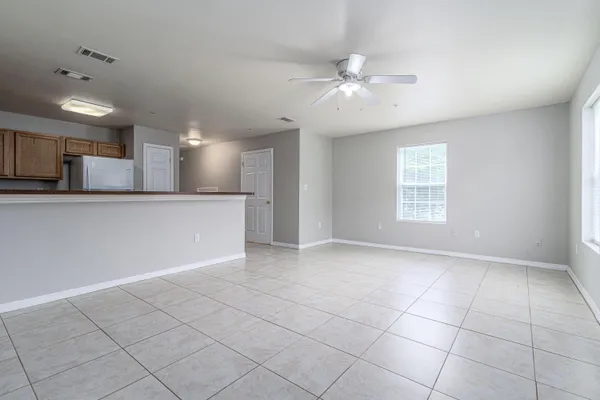 $1,495 | 100 Corwin Drive, Unit 100, Crestview, FL 32539