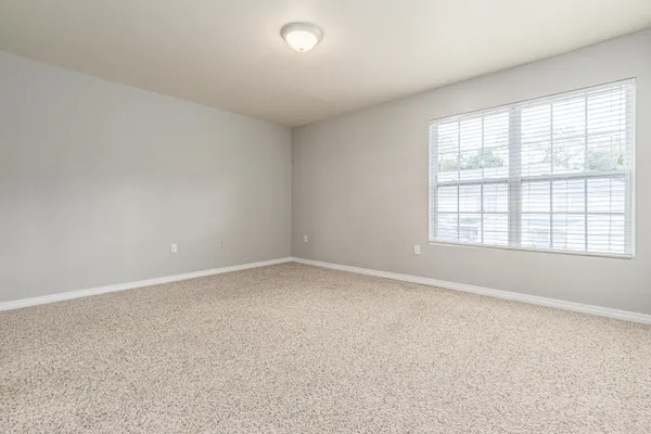 $1,495 | 100 Corwin Drive, Unit 100, Crestview, FL 32539