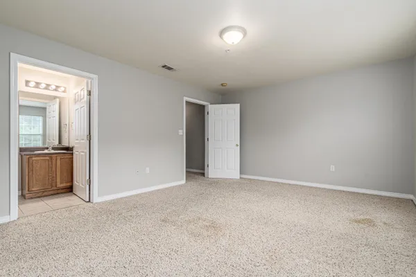 $1,495 | 100 Corwin Drive, Unit 100, Crestview, FL 32539