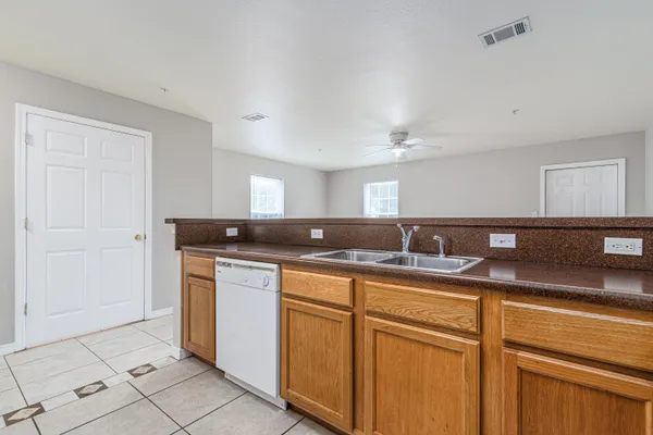 $1,495 | 100 Corwin Drive, Unit 100, Crestview, FL 32539