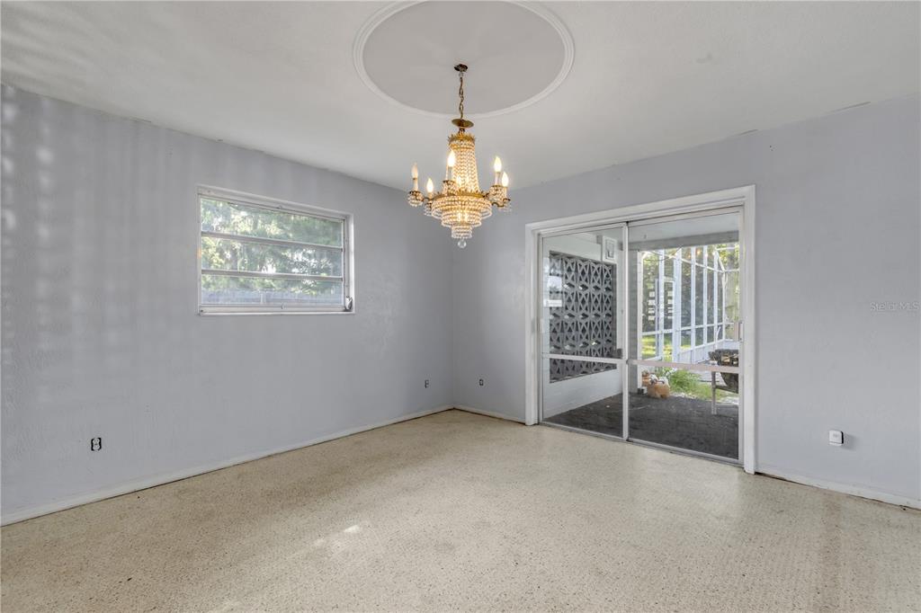 913 Valencia Road South Daytona, FL 32119 - Photo 11 of 31