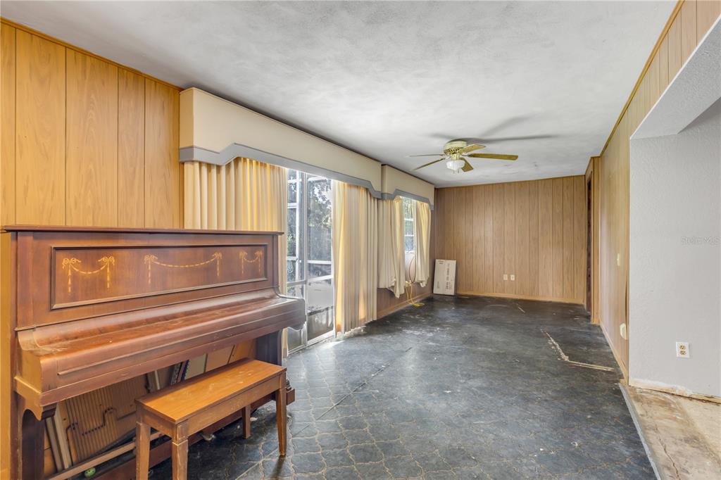 913 Valencia Road South Daytona, FL 32119 - Photo 18 of 31