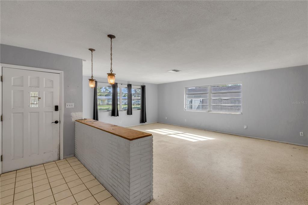 913 Valencia Road South Daytona, FL 32119 - Photo 8 of 31