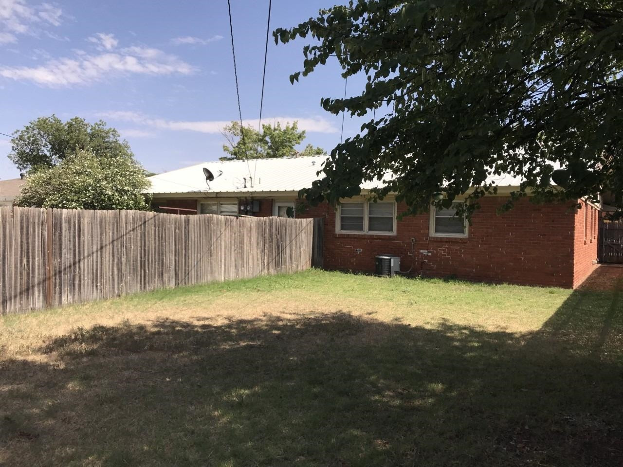 2014 54th Street Lubbock, TX 79412 - Photo 5 of 14 Photo 5