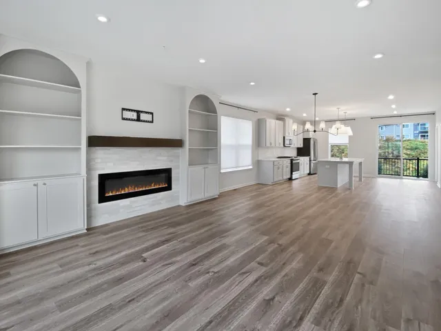 $2,900 | 13467 Territorial Circle North, Maple Grove, MN 55369