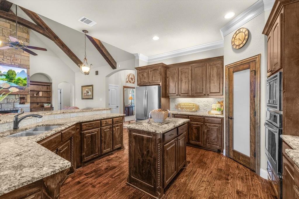 332 Antler Ridge Drive Azle, TX 76020 - Photo 13 of 40