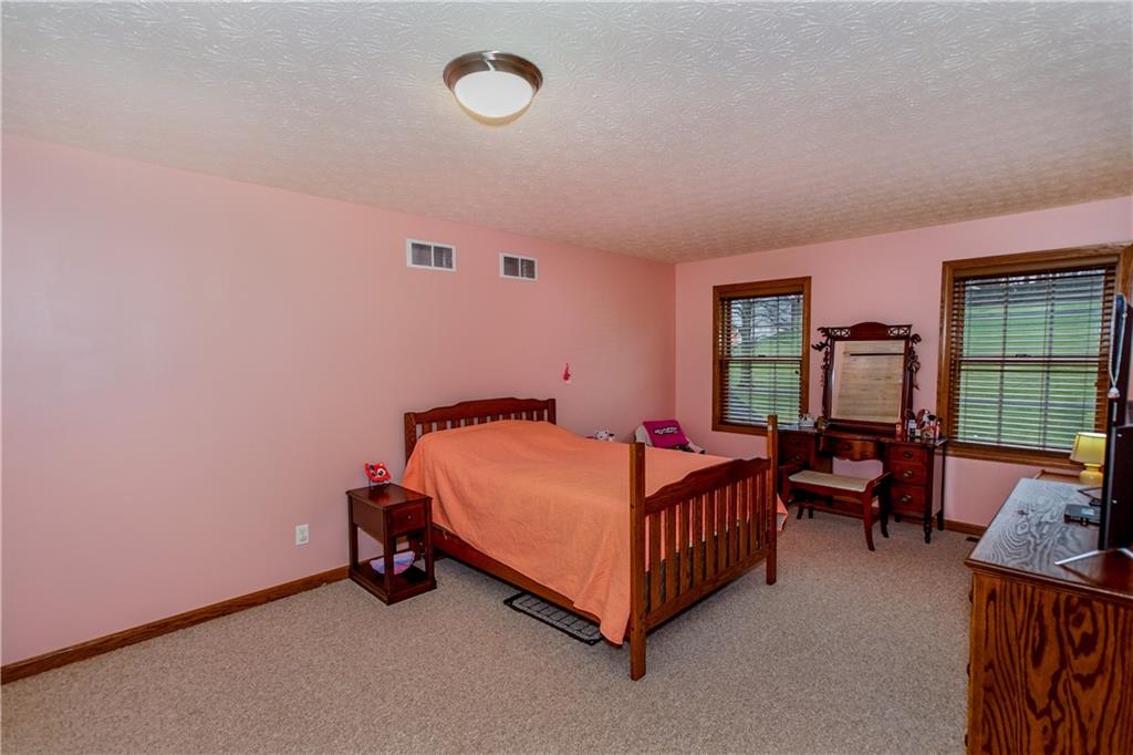 28 Shortcut Road Smithfield, PA 15478 - Photo 17 of 25