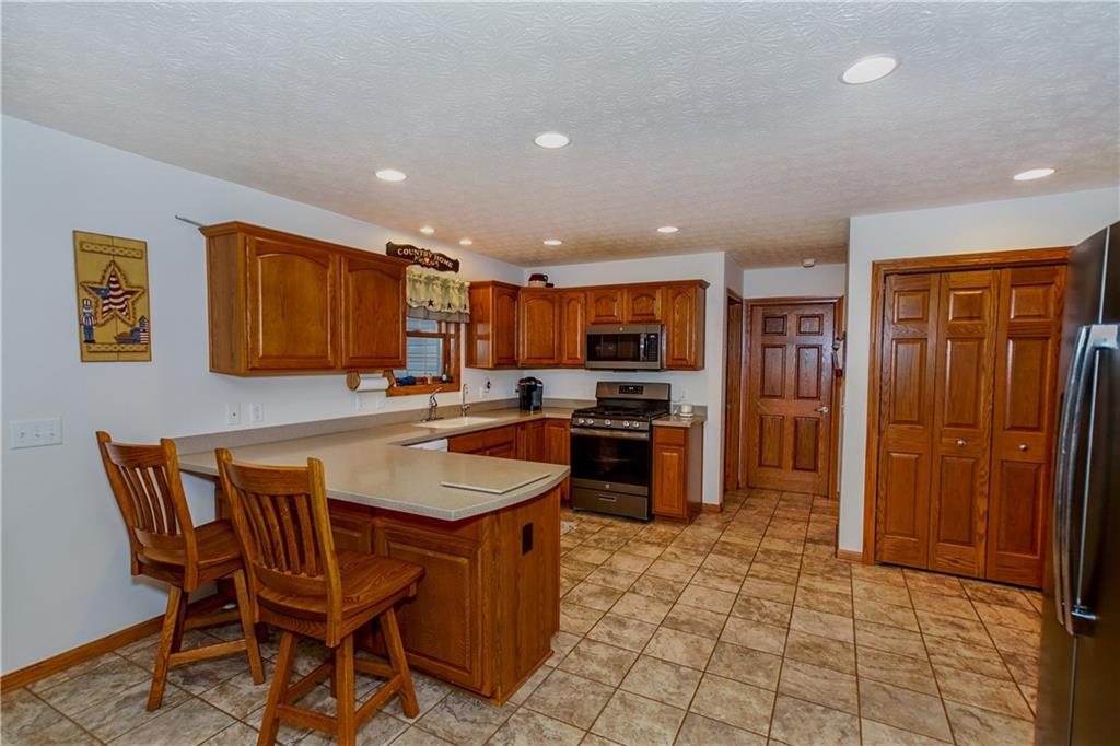 28 Shortcut Road Smithfield, PA 15478 - Photo 6 of 25
