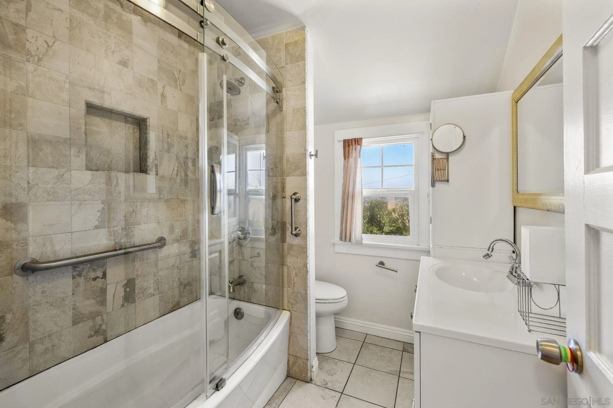 607 Rancho Vista Road Vista, CA 92083 - Photo 16 of 34 Gallery Image 16