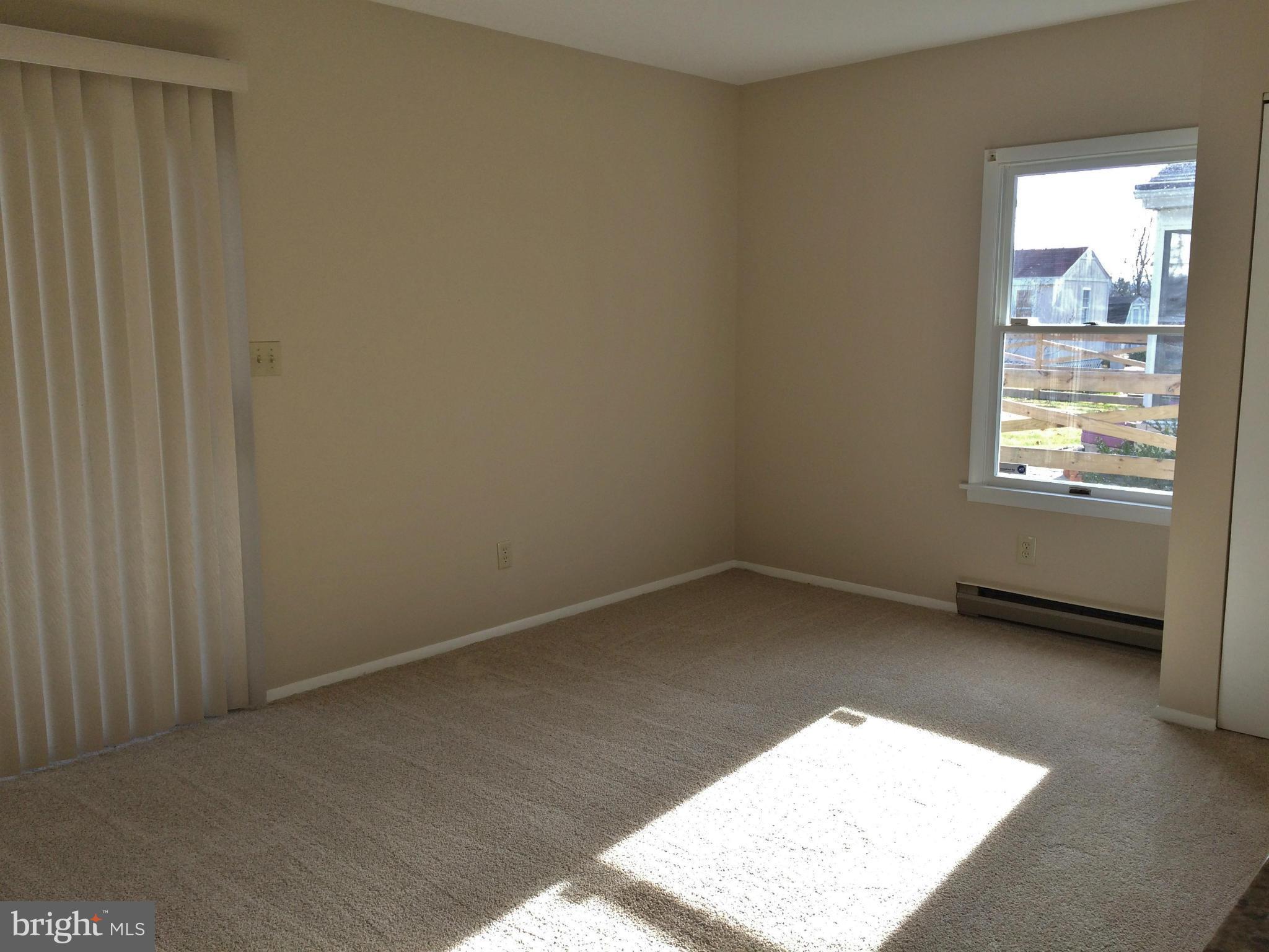 8619 Heathermill Road Baltimore, MD 21236 - Photo 8 of 19 Family Room