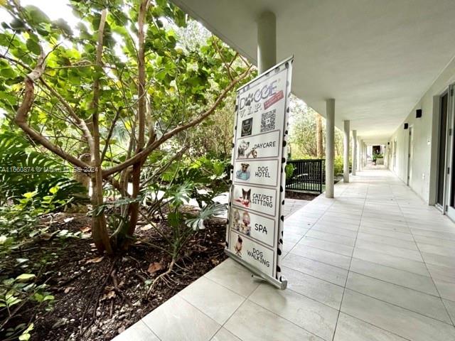 1500 Bay Road, Unit 1524S Miami Beach, FL 33139 - Photo 36 of 40 a view of entryway of a house
