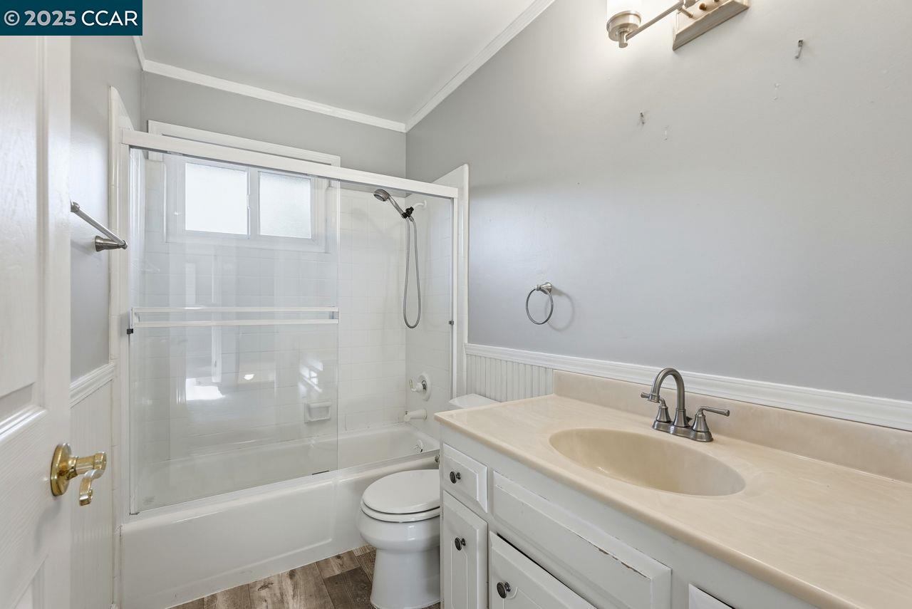 37 Miramonte Drive Moraga, CA 94556 - Photo 19 of 42 a bathroom with a sink a toilet and shower