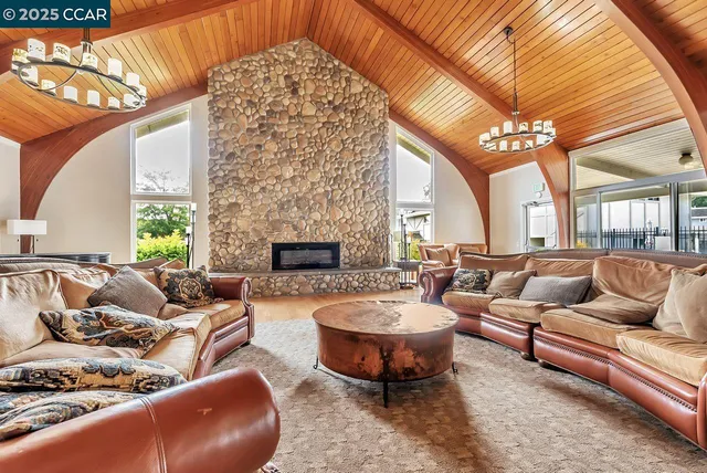 $699,000 | 37 Miramonte Drive, Moraga, CA 94556