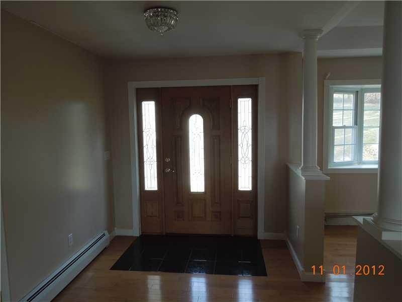 1616 Foxes Ridge Road Acton, ME 04001 - Photo 6 of 15 Lobby/Reception.