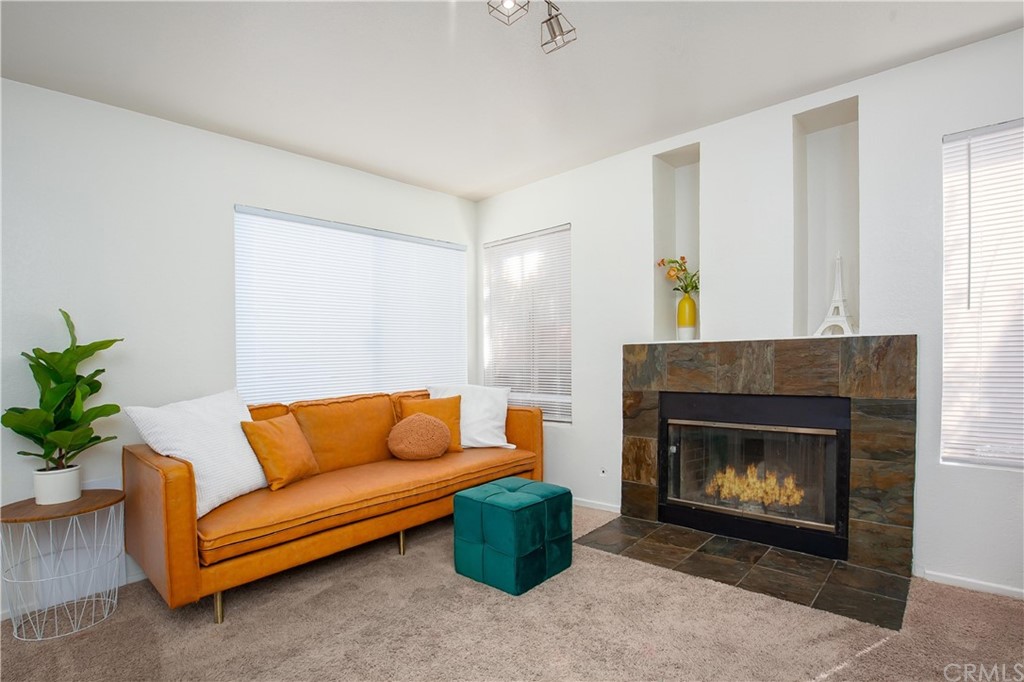 2611 Vía Romana Lancaster, CA 93535 - Photo 11 of 24