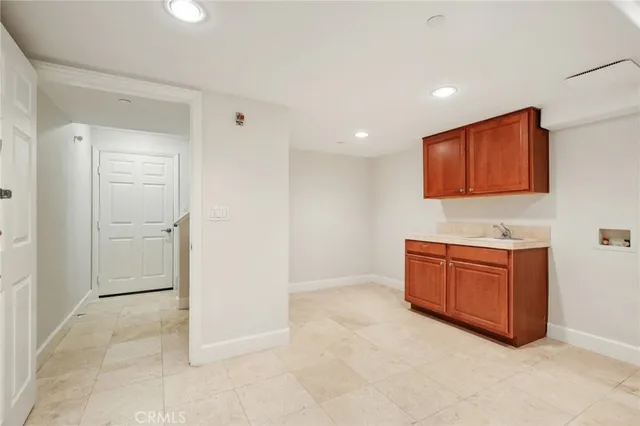 $915,000 | 3802 Howard Avenue, Los Alamitos, CA 90720