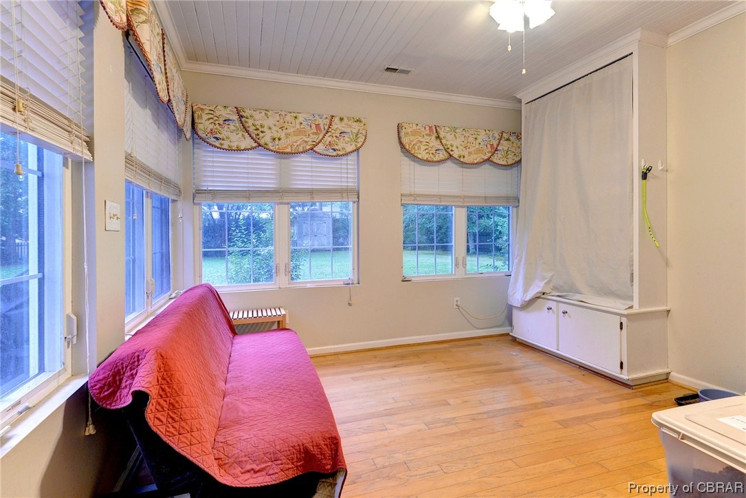 122 Selden Road Newport News, VA 23606 - Photo 22 of 38 Sun Room