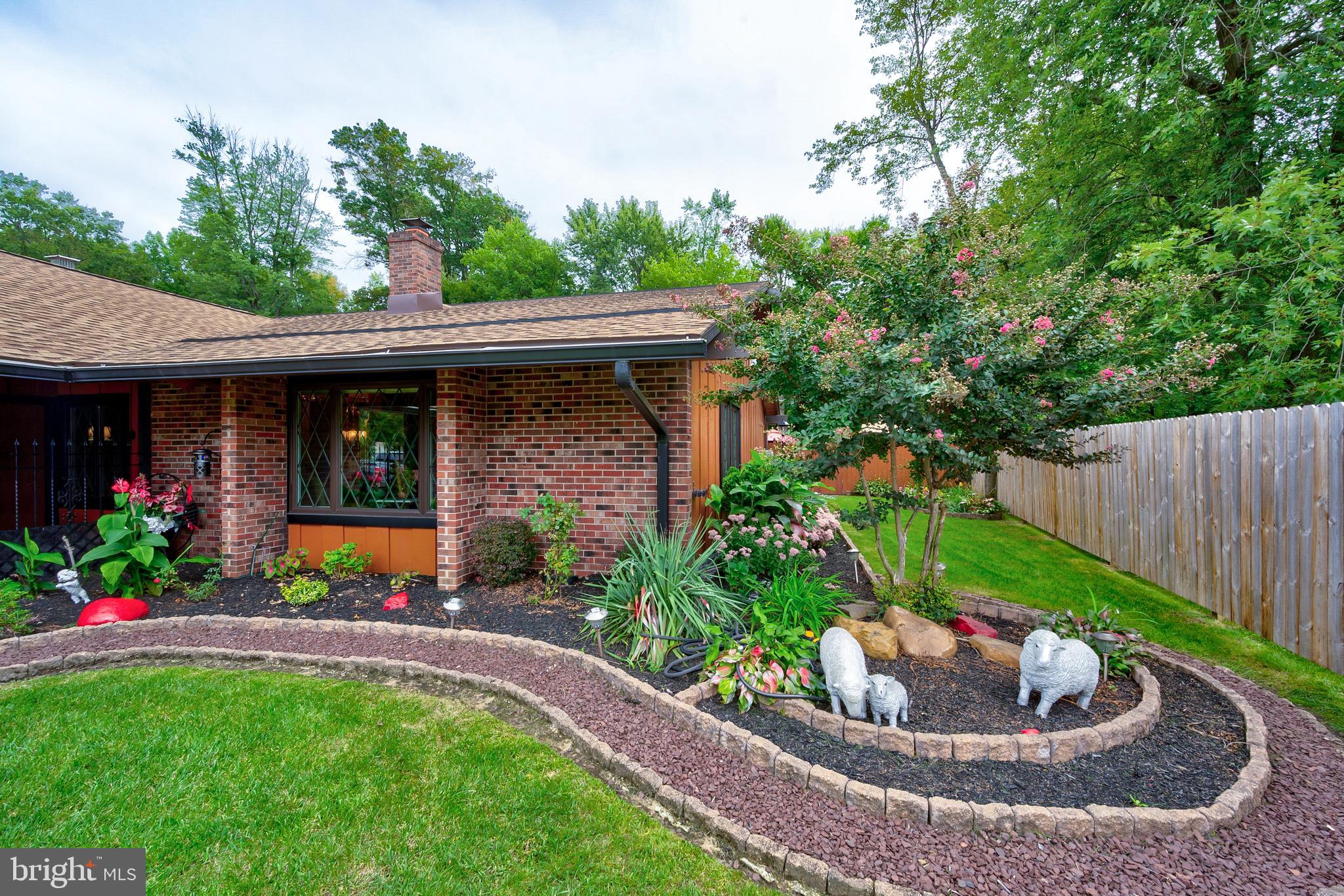 70 East Stokes Road Willingboro, NJ 08046 - Photo 2 of 61