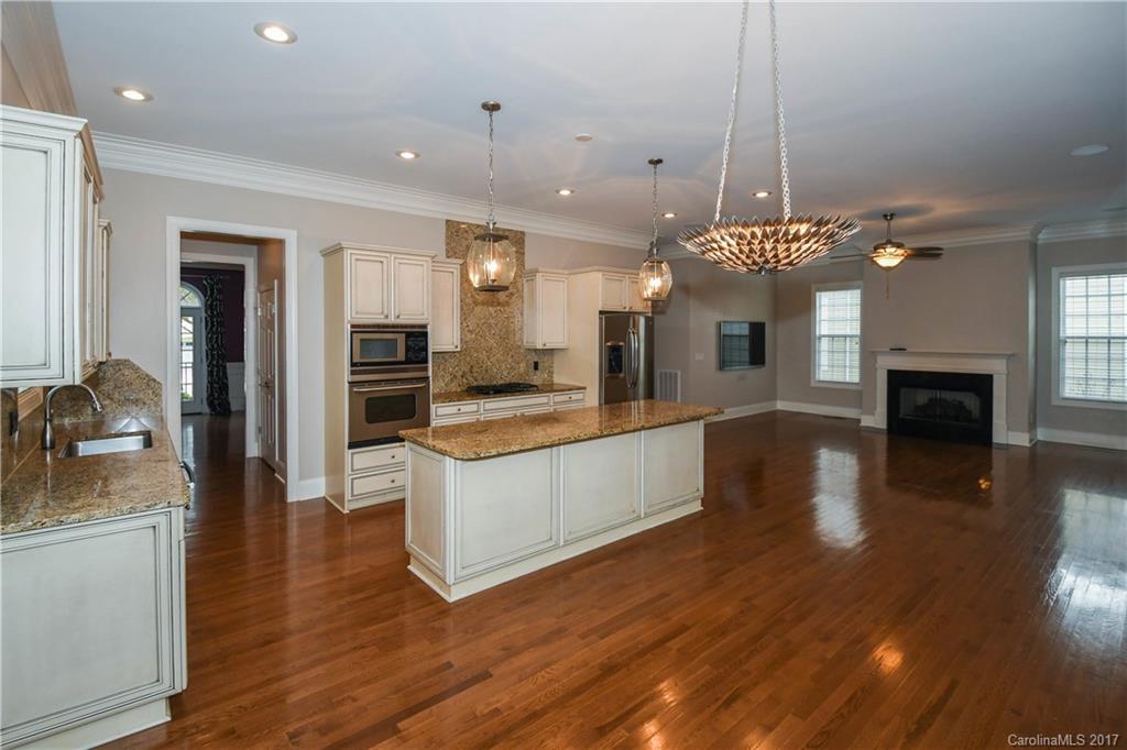 18117 Meadow Bottom Road Charlotte, NC 28277 - Photo 4 of 24 Gallery Image 4
