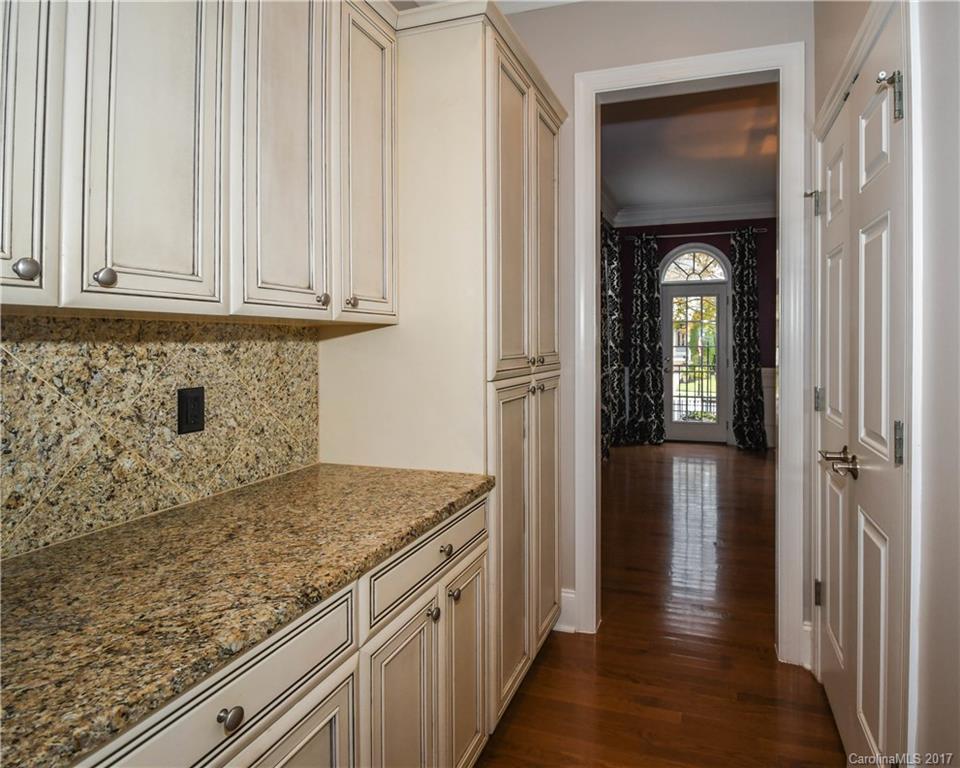 18117 Meadow Bottom Road Charlotte, NC 28277 - Photo 8 of 24 Gallery Image 8