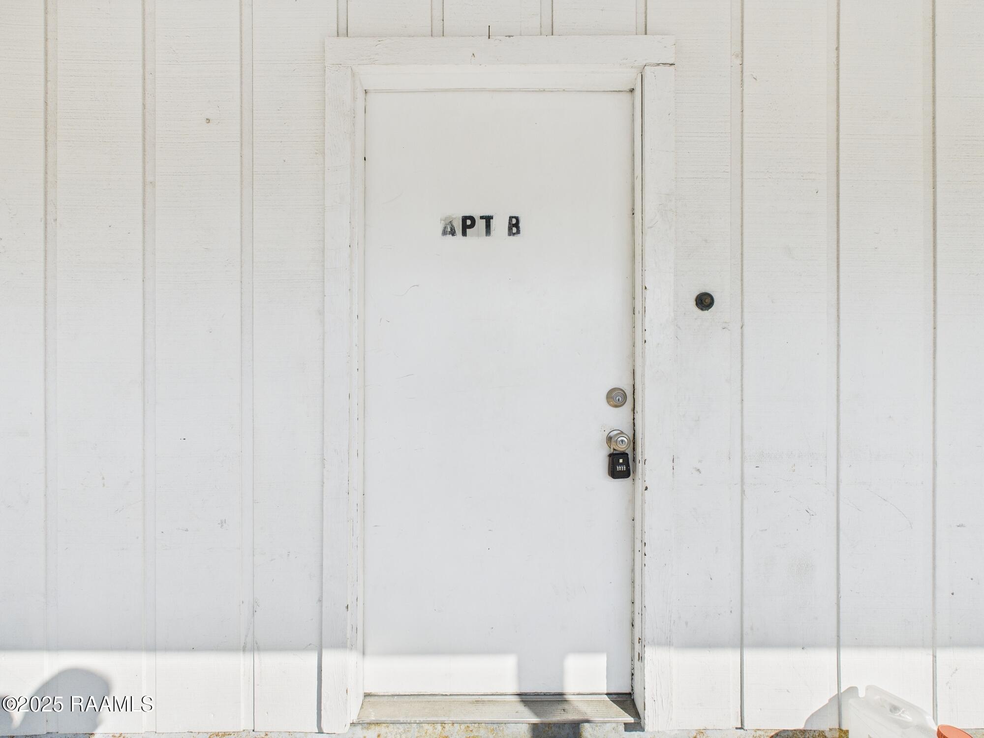 321 Bellot Street, Unit B Lafayette, LA 70501 - Photo 1 of 13 CAM04246G0-PR0181-STILL009