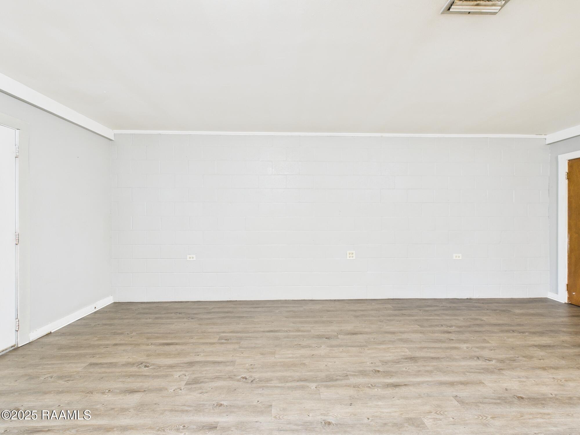 321 Bellot Street, Unit B Lafayette, LA 70501 - Photo 11 of 13 CAM04246G0-PR0181-STILL006