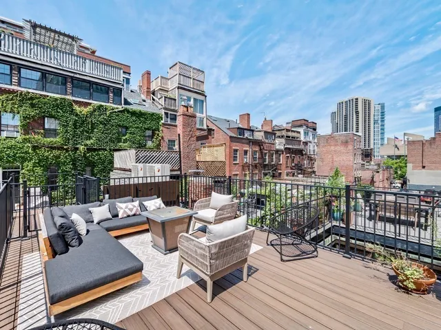 $2,695,000 | 33-35 Bowdoin Street, Unit 3, Boston, MA 02114
