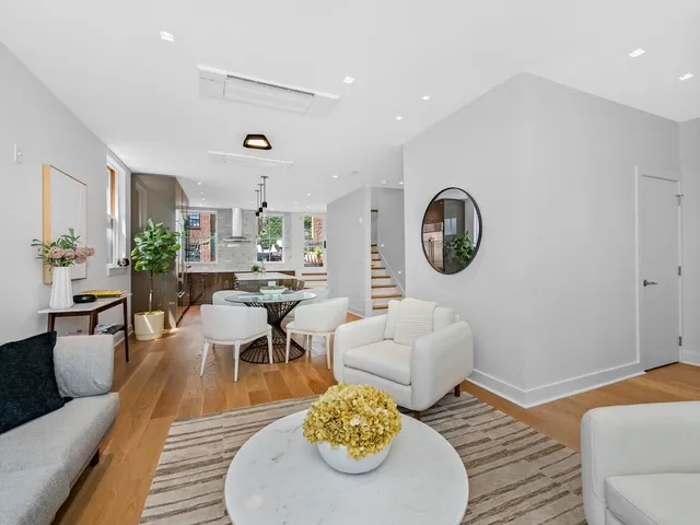 $2,695,000 | 33-35 Bowdoin Street, Unit 3, Boston, MA 02114