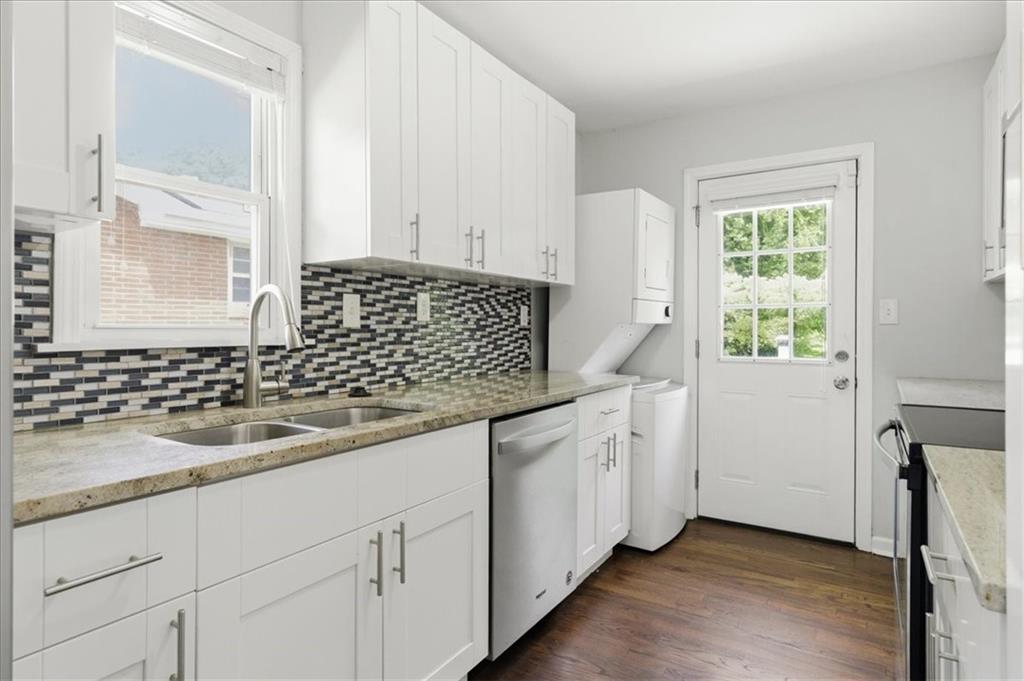 2705 Lincoln Court Northwest Atlanta, GA 30318 - Photo 10 of 25