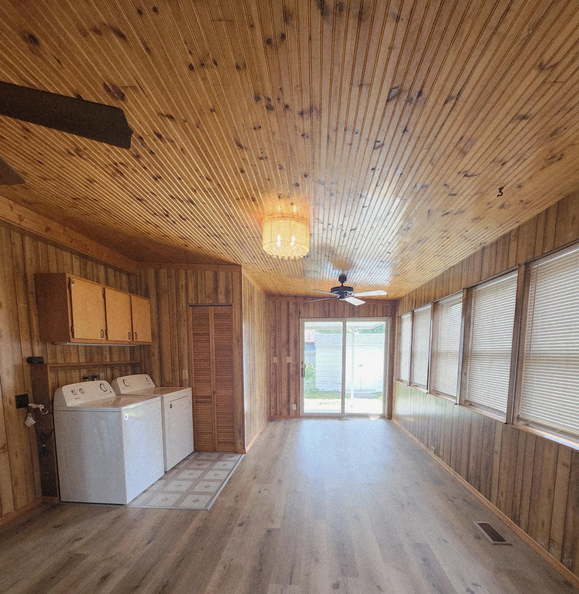 9409 5th Street Highland, IN 46322 - Photo 28 of 37 1951x2000