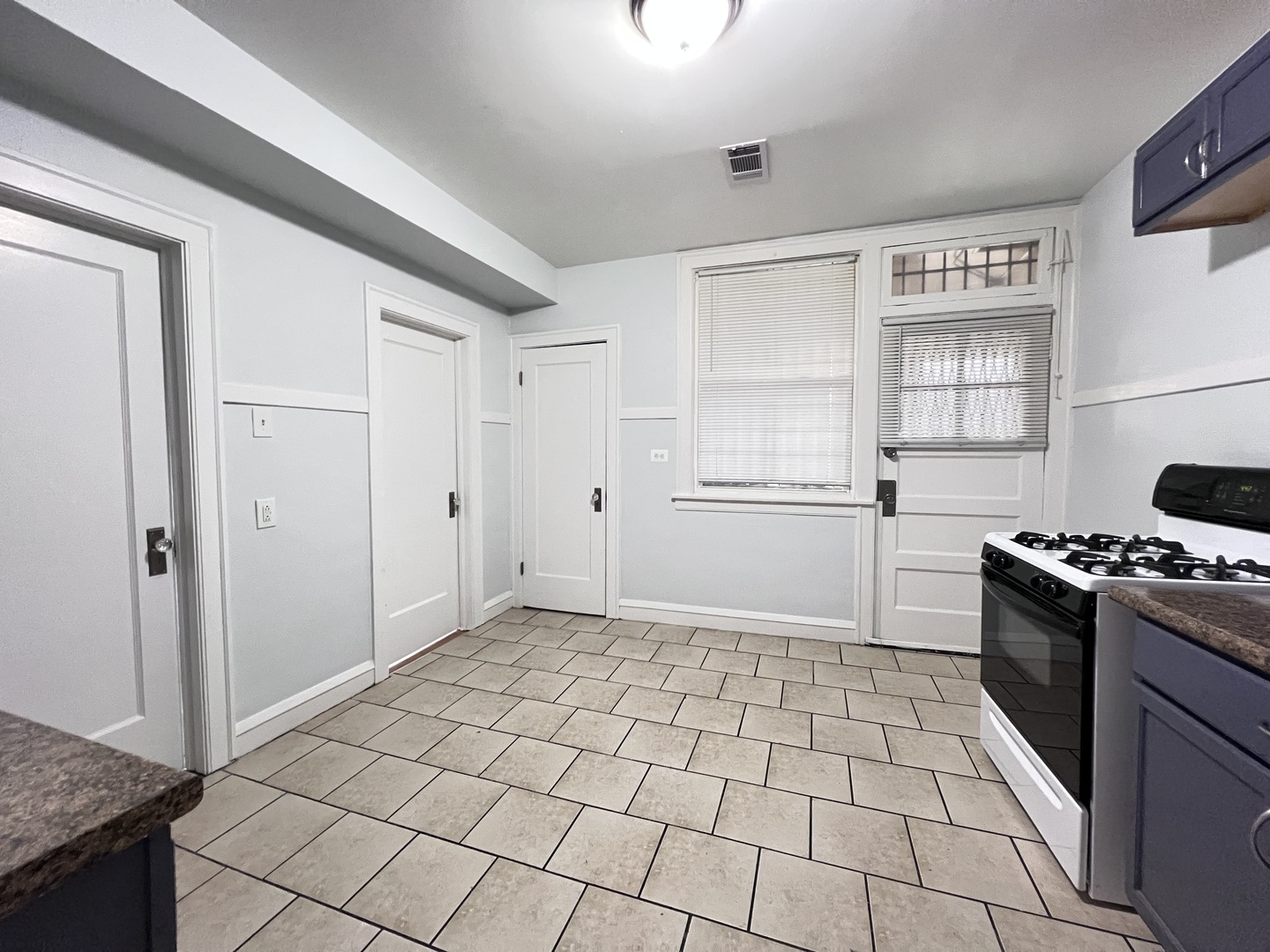 6424 South Talman Avenue, Unit 2 Chicago, IL 60629 - Photo 32 of 34