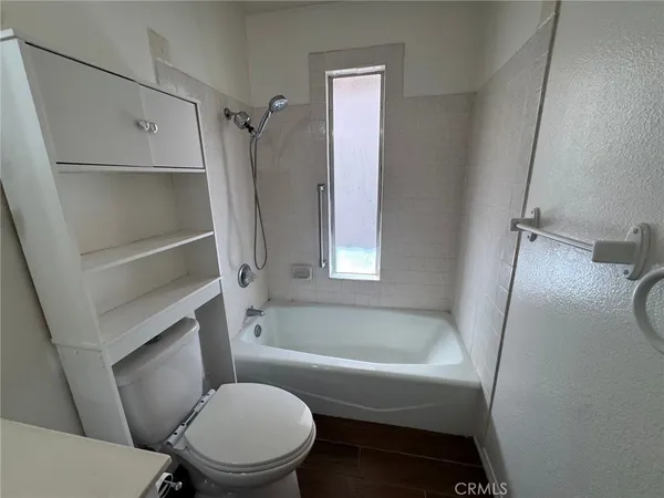 $2,000 | 1885 Silver Oak Way, Hemet, CA 92545